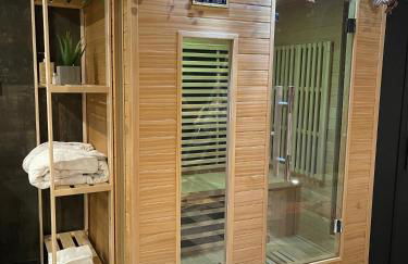 Spa & Love Exotic - Balnéo - Sauna - Parking - Foto 14