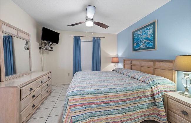 Pelican Beach 0303 1 Bedroom Condo by Pelican Beach Management - Photo 4