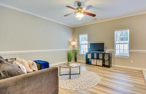 Charming Greensboro Townhouse with Back Patio! - Foto 6