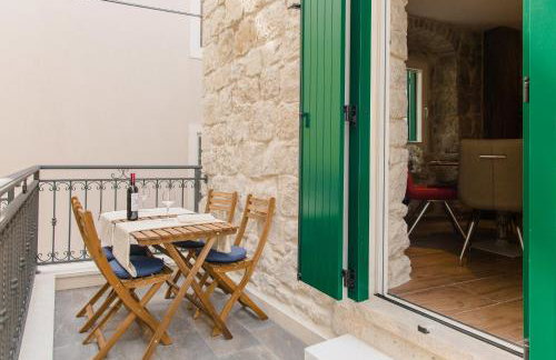 Luxury Apt Petra in 400 year old stone house 4+2 - Photo 59