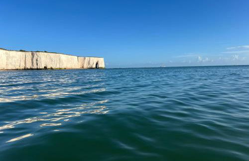 Broadstairs Beach Holiday Apartments, seafront stays opposite Kingsgate Bay with a parking space - Foto 20