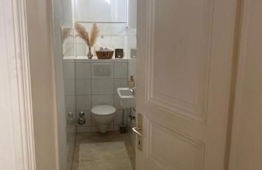 Altbau-Oase der Eleganz: Stadtnaher Komfort pur - Foto 2