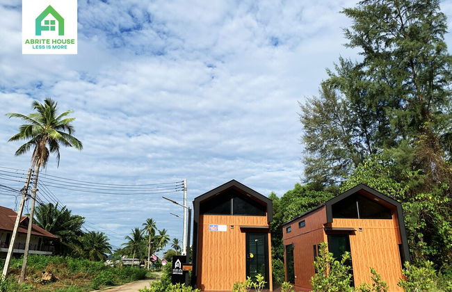 2 Tiny Houses on Koh Lanta Only 2 Minutes Walk to the Beach - Foto 37