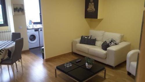 Duplex con terraza y vistas a la montaña internet aire acondicionado frente a piscinas públicas - Foto 3