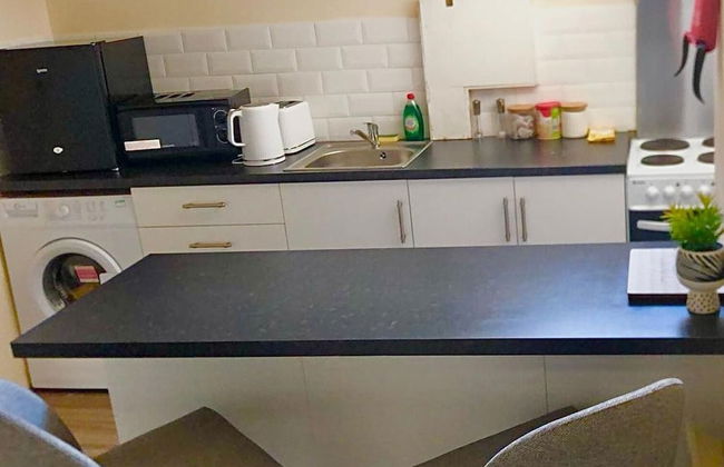 Cosy 1-bed Apartment in Bury Town Centre - Foto 1