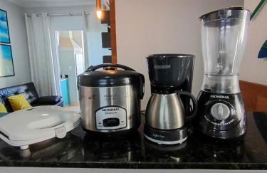 Apto Itaguá com piscina, churrasqueira, Wi-Fi e Ar Cond - Foto 16