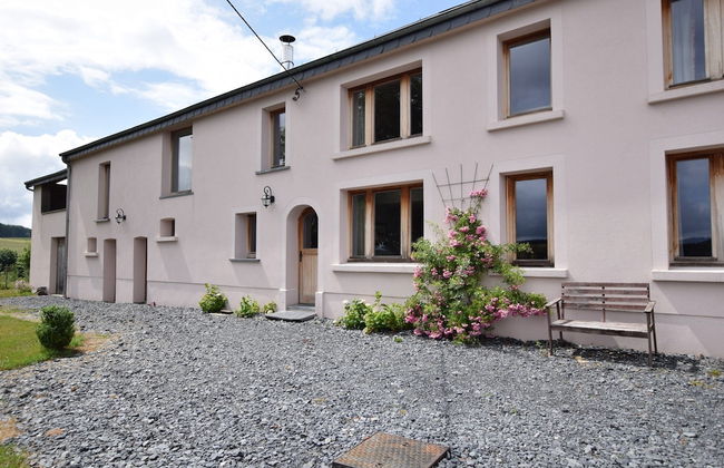 Holiday Home in Leglise Near Ardennes River - Foto 2