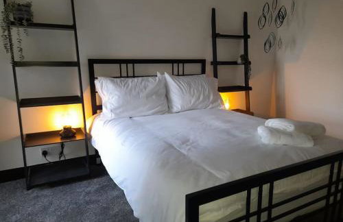 Chic 5 double bedroom house - 15 min to Manchester - Foto 30