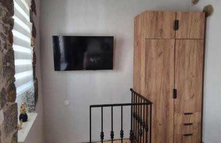 MENELAUS Stone House - Foto 17