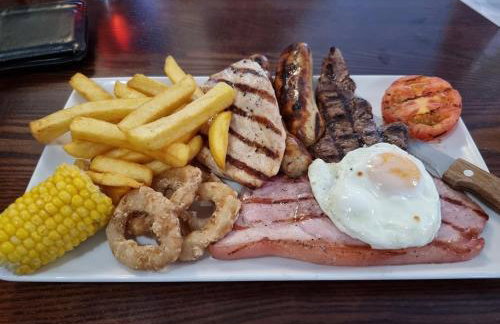 Templar House - Sleeps 6, Special Weekly Monthly Stay Rates, Central Location with FREE Parking, FREE WiFi, Perfect for ALTON TOWERS & M6 - Foto 32