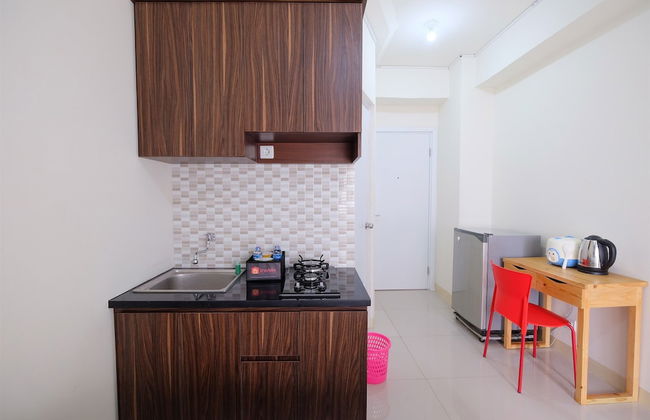 Comfy Studio Apartment @ Green Pramuka City - Foto 12