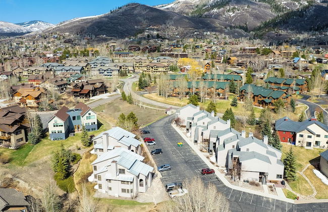 Sunburst Condominiums - Photo 1