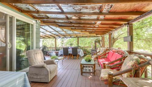 Auburn Cottage with Patios and Garden - 3 Mi to Town! - Foto 2