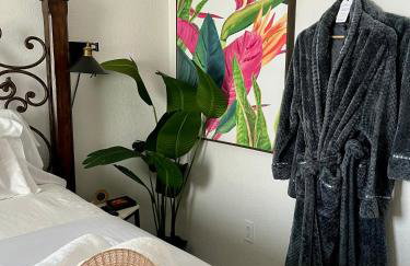 Stunning Little Havana Suites Close to airport, Calle Ocho, Brickell, Wynwood and the Beaches - Free Parking - Foto 1