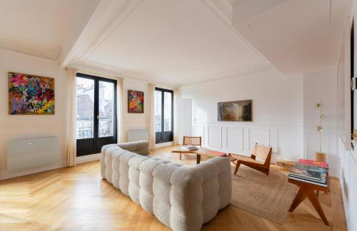 Le Marais - Iconic Penthouse with Balcony - Foto 6