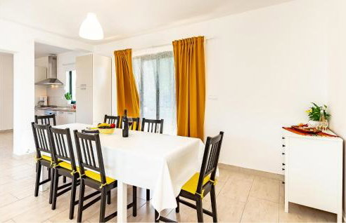 Beautiful Home In Pupnat - Photo 26