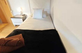 Great apartment with a pool on the beach in Barcelona - Photo 27