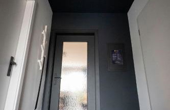 Black & White Apartment - Balkon, Netflix, Nespresso, Zentral, Messe - Foto 29