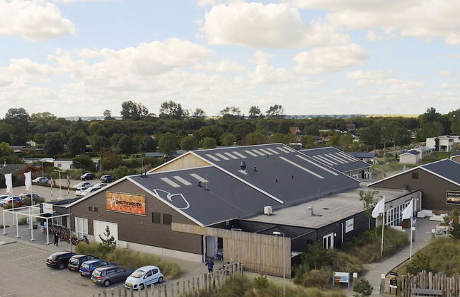 Pavilion 5 - Photo 11