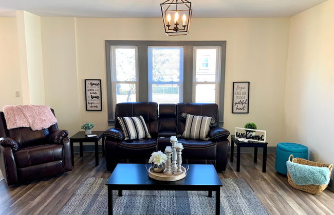 The Trotter Manor - With Private Yard & Parking, Near Falls & Casino by Niagara Hospital - Foto 17