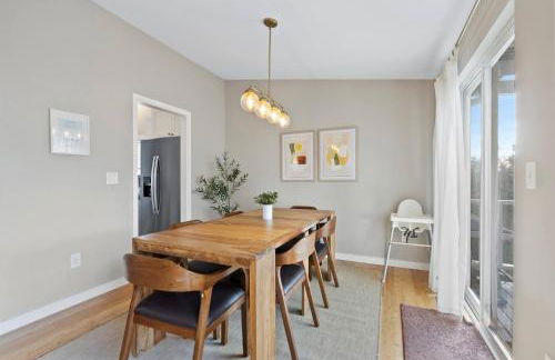 Modern 4BD home in Ballard with A/C, pet-friendly - Foto 14