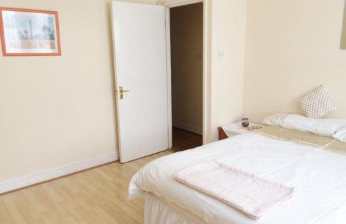 Spacious West London 2 Bedroom Apartment - Foto 19