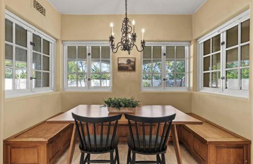 5800 sq ft Gorgeous Tarzana 7 bedroom 9 bathroom home with pool and hot tub - Foto 22