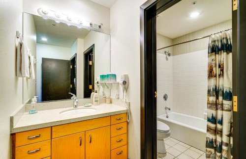 Ski-InandSki-Out Solitude Condo with Rooftop Hot Tub! - Foto 19