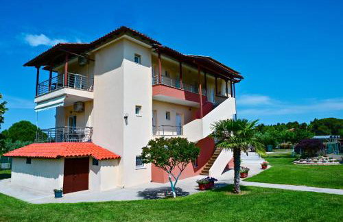 Evangelia's Family House - Photo 1