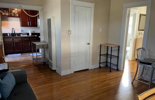 Cozy One Bedroom Apartment - Photo 32