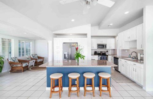 Northshore Oceanfront Home- 5 bedroom and 4 bath - Foto 15