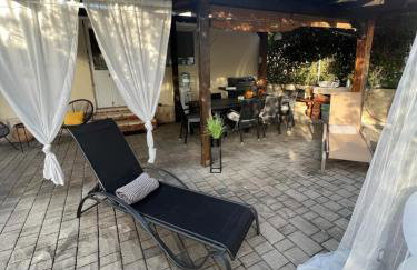 MIA mobile home with jacuzzi - Photo 6