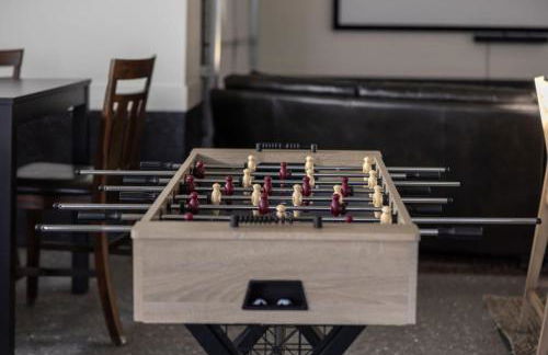 Luxury Lodge with Hot Tub, Theater and Pickleball Court - Foto 38