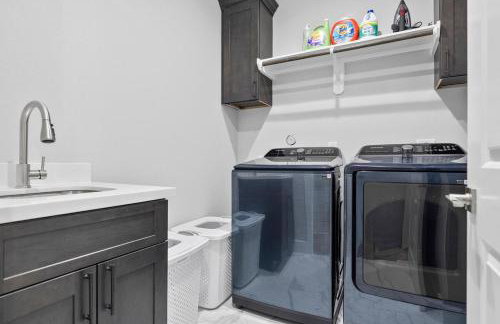 Smart 3BR Home Luxe Decor Bluetooth Audio - Foto 17