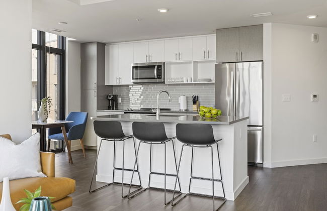 Placemakr Marymount Ballston - Photo 42