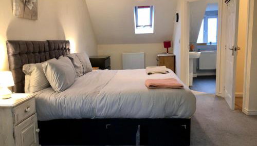 Entire 4 Bed Townhouse - Foto 2