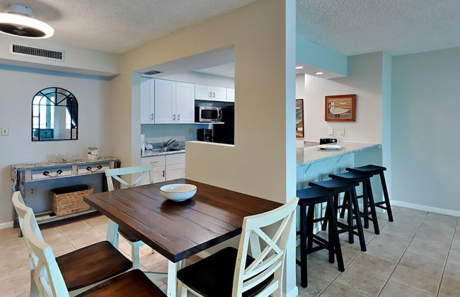 Sabine Yacht & Racquet by Southern Vacation Rentals - Foto 60