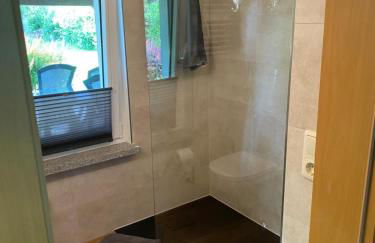 Ruhiger und renovierter Bungalow mit großem hundefreundlichem Garten zur Alleinnutzung - Foto 8