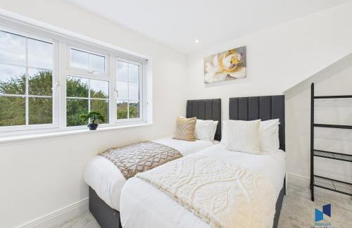 Luxurious 4-Bed Home, Sleeps 12, Free Parking - Foto 11