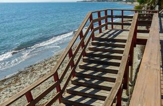 Beautiful beach house in Estepona - Photo 30