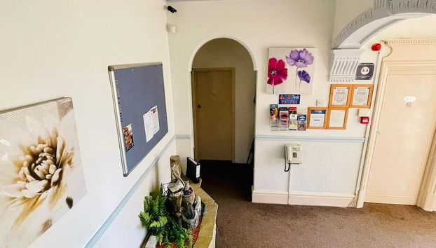 OYO Diamond Apartments Skegness - Foto 3, Vestíbulo