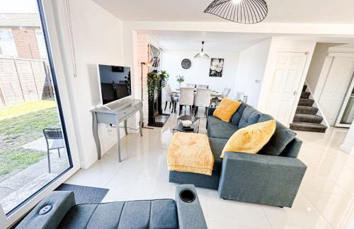 Luxury Nest 10 Guests Free Parking Middlesbrough - Photo 8