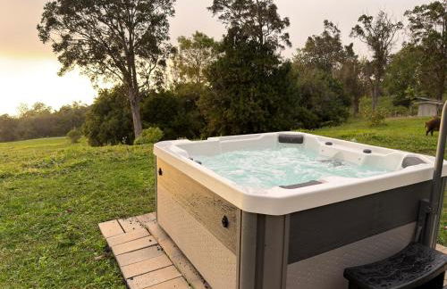 Luxury Oceanview Estate - Photo 45