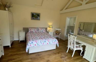 The Annexe Barnfield Farm 2 King Bed - Photo 12