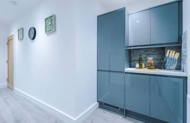 Old Trafford Two-bedroom Stay by Belvilla - Photo 10