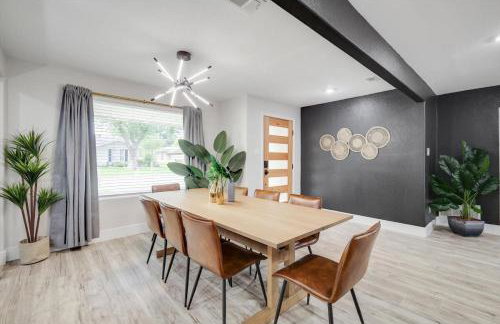 Relaxing Texas Retreat 4BR w Pool & Dream Kitchen - Foto 4