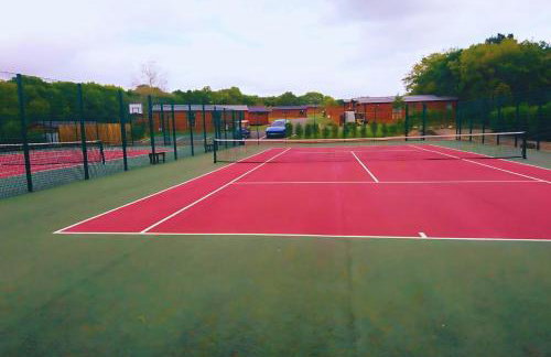 Lazy Bear Lodge with Hot Tub - Finlake Resort and Spa in Devon - Foto 33