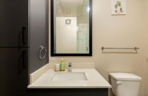 6min to Domain,12min DT, Balcony and Free Parking - Foto 13