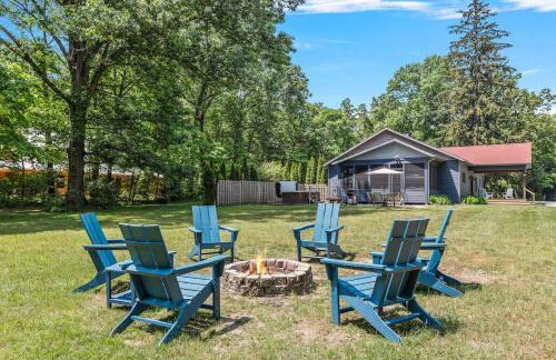 The Dakota by Juniper Holiday + Home - Photo 29