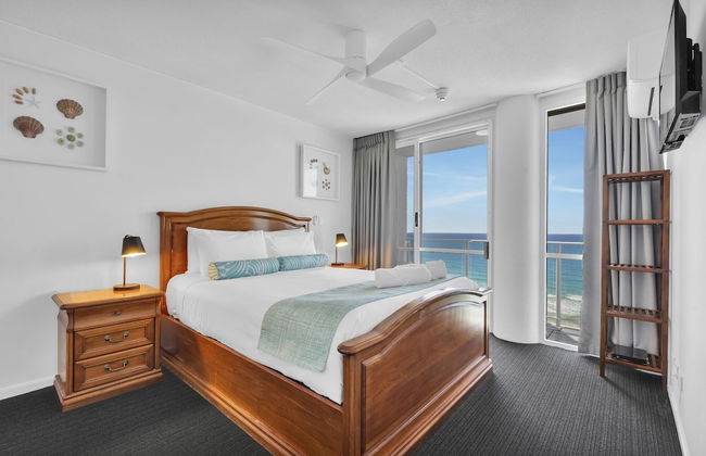 Catalina Resort - Photo 13